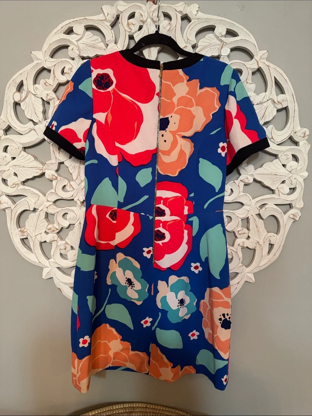 kate spade Blue Floral Short-Sleeve Shift Dress with Red & Coral Blooms size 12